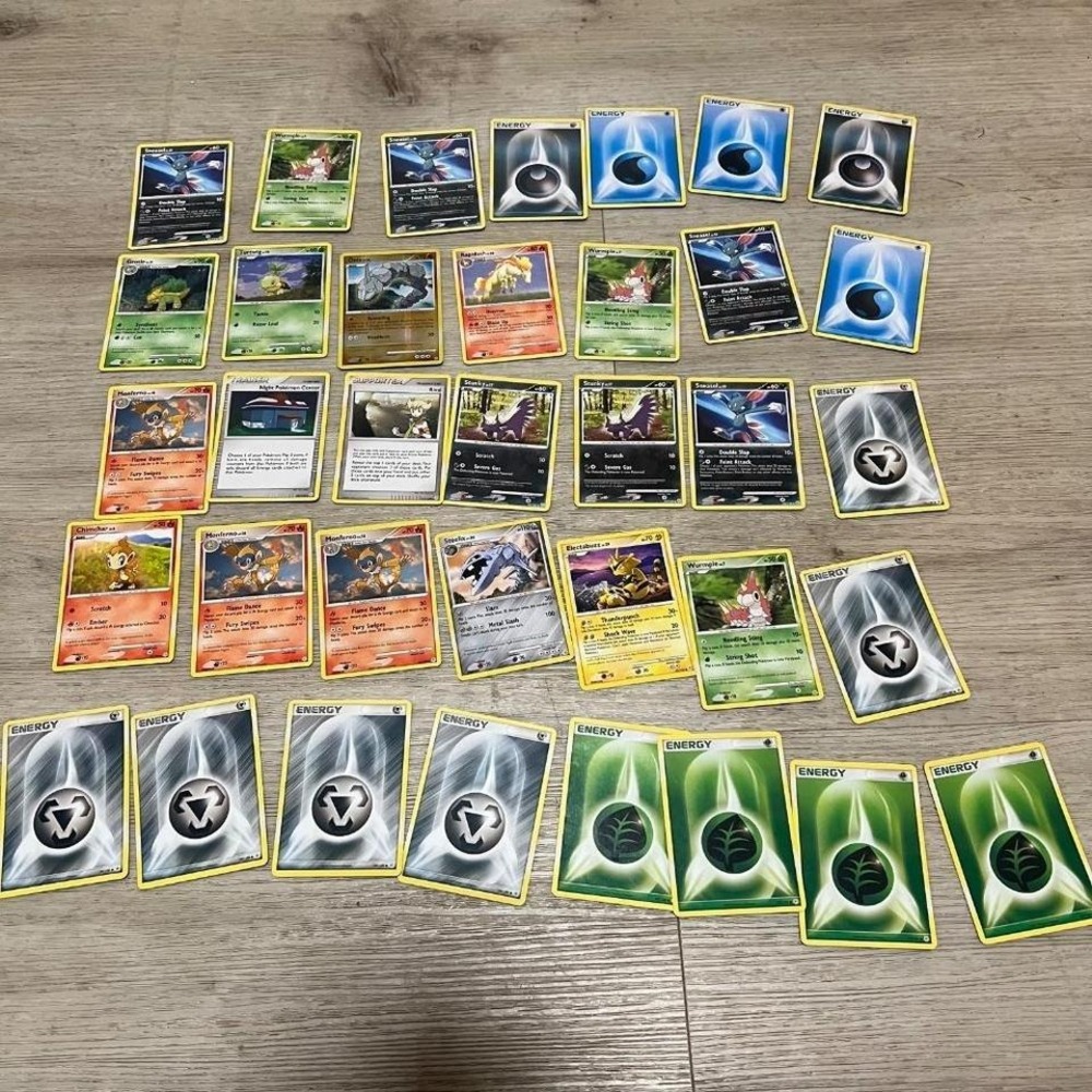 Pokemon 2007 Vtg Card Lot 36 Cards Stunky Sneasel Wurmple Rapidash Steelix Onix‎